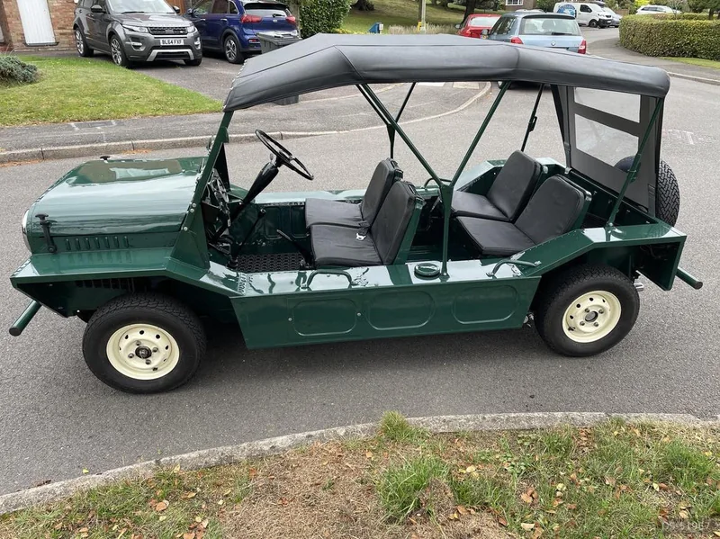 1968 Mini Austin in Bagshot 7