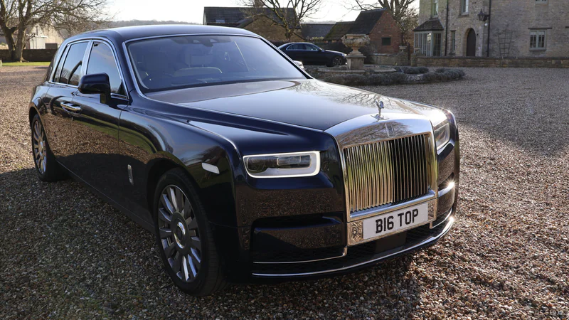 2021 Rolls-Royce Phantom in Malmesbury 3