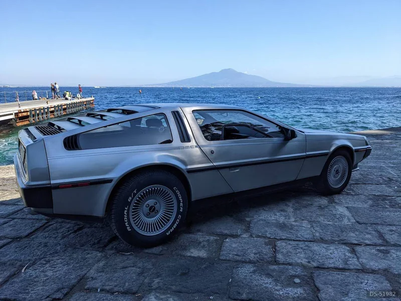 1982 DeLorean Dmc-12 in Felonica 4