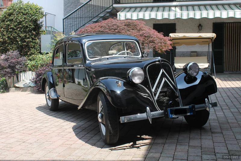 1953 Citroen 11 Bl Traction Avant in Viverone 2