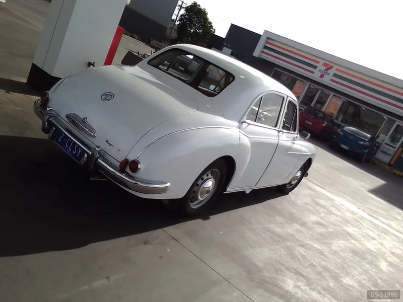 1958 MG Magnette Zb in Braybrook 2
