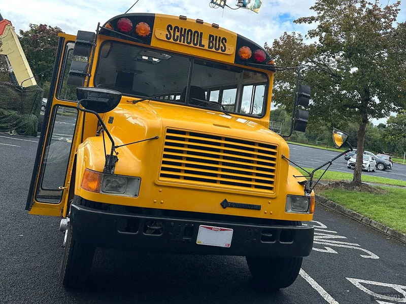 1997 International 3800 7.2l V8 With Carpenter Body in Bishampton 5
