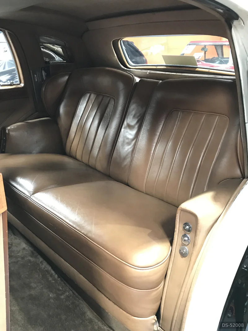 1949 Rolls-Royce Silver Wraith in Glasgow 7