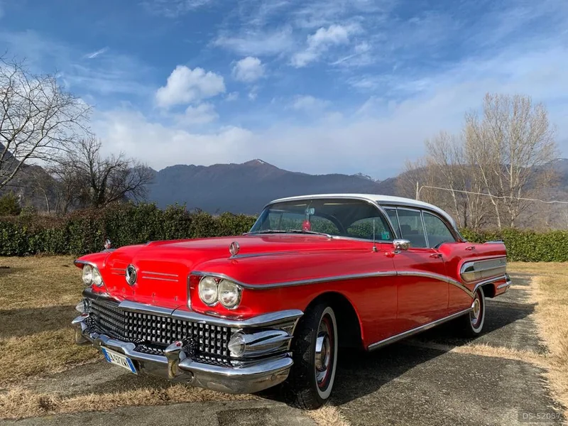 1958 Buick Century Sedan in Verbania 2