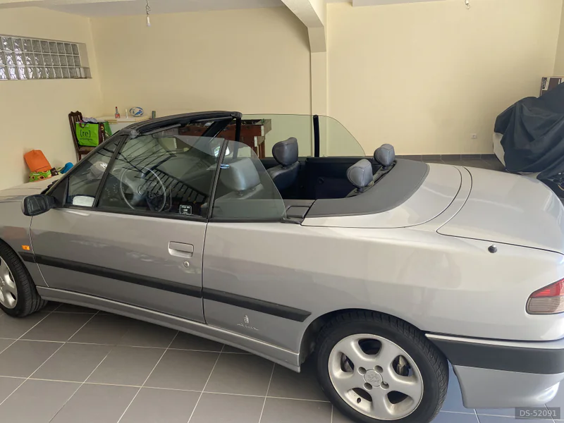 1994 Peugeot 306 in Funchal 2