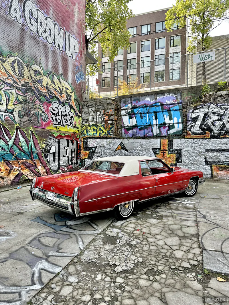 1973 Cadillac Coupe Deville in Vancouver 12