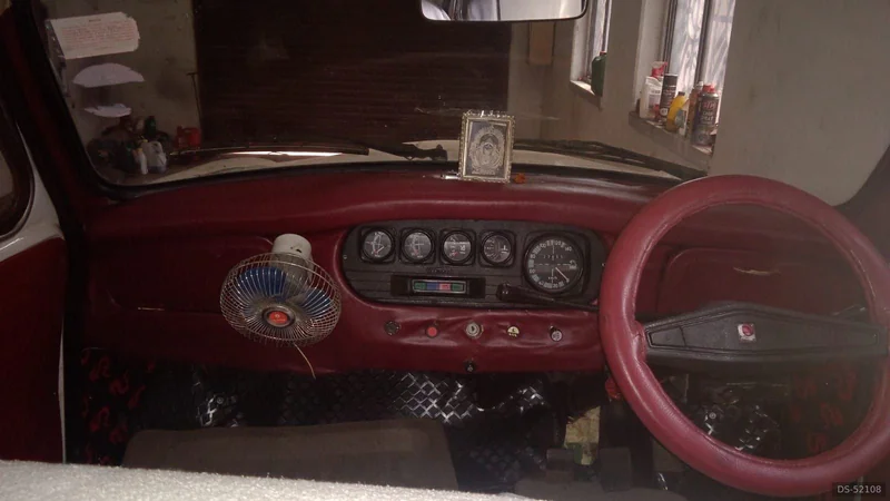 1974 Hindustan Motors Ambassador in Kolkata 3
