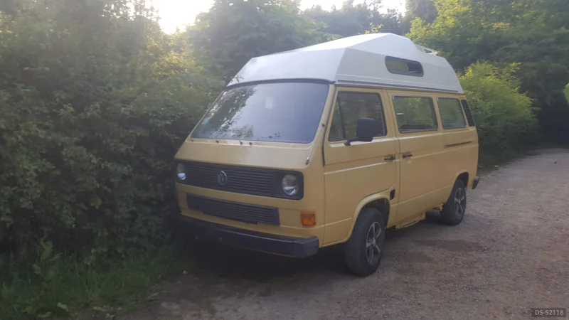 1988 Volkswagen T25 in London 5
