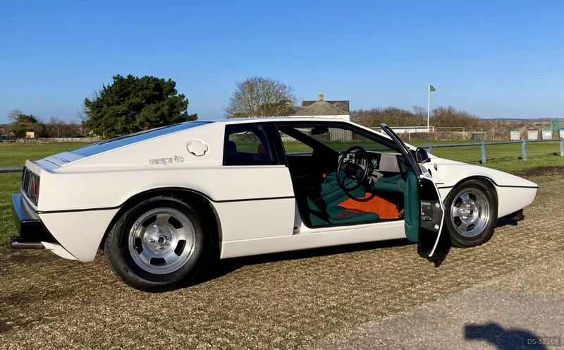 1976 Lotus Esprit Series 1 in Felixstowe 2