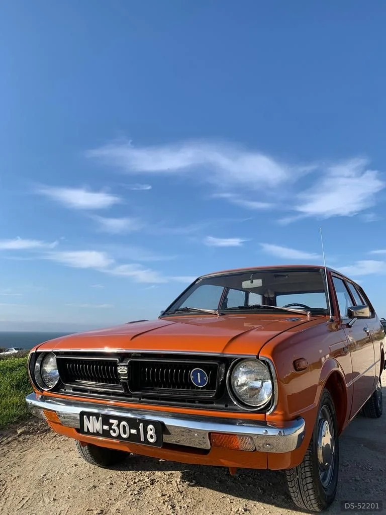 1975 Toyota Corolla in Arruda Dos Vinhos 8