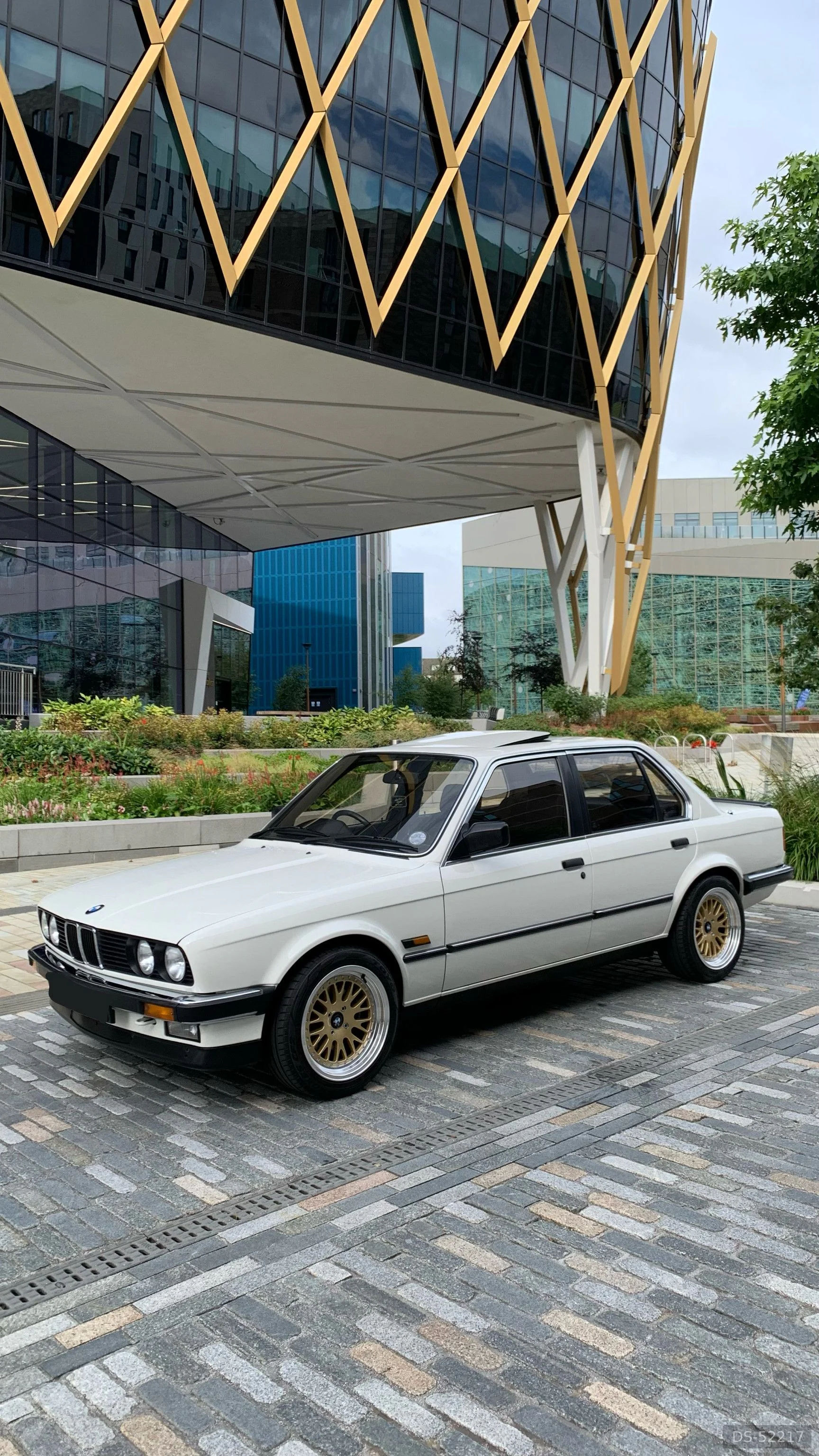 1987 BMW E30