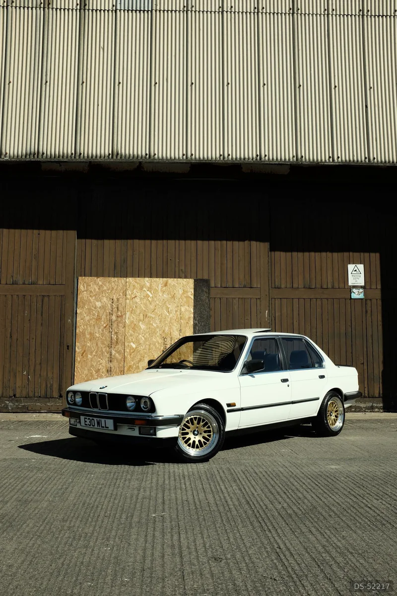 1987 BMW E30 in Newcastle upon Tyne 5