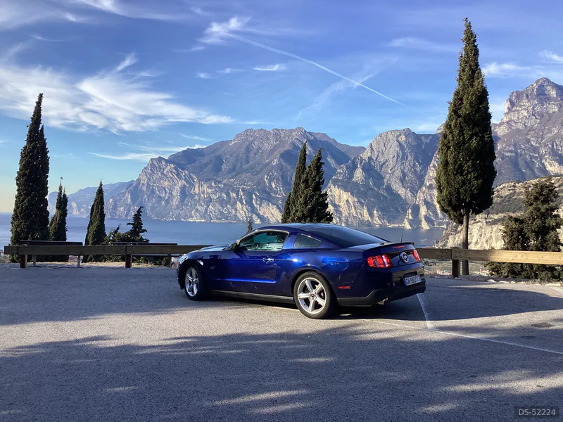 2010 Ford Mustang Gt in Calliano 2