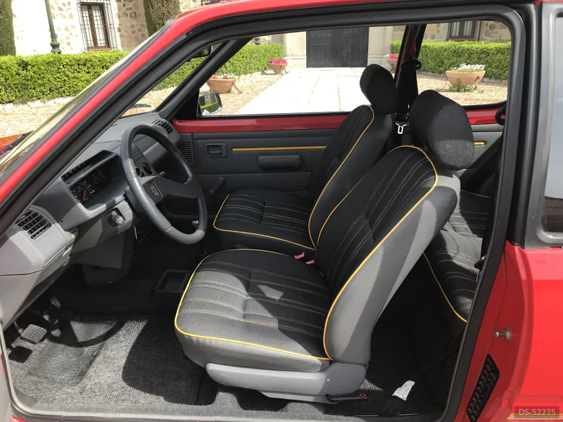 1992 Peugeot 205 in Toledo 5