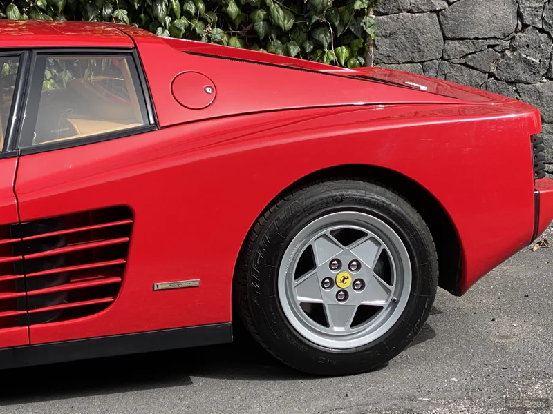 1990 Ferrari Testarossa in Misterbianco 4