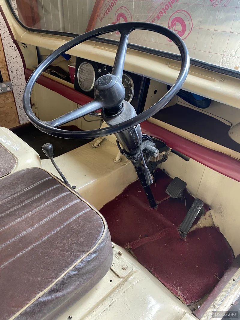 1968 BMC J4 Van in Woking 4