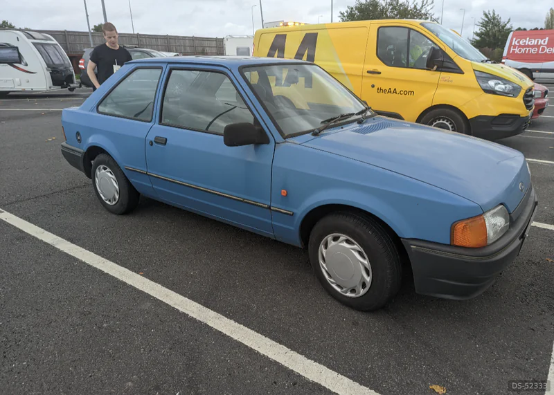 1990 Ford Escort in Radstock 6
