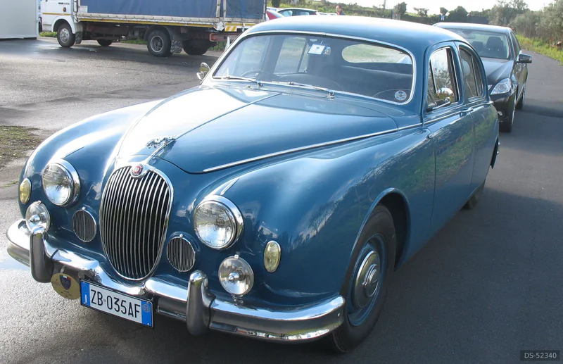 1955 Jaguar Mk1 in San Giovanni La Punta 2