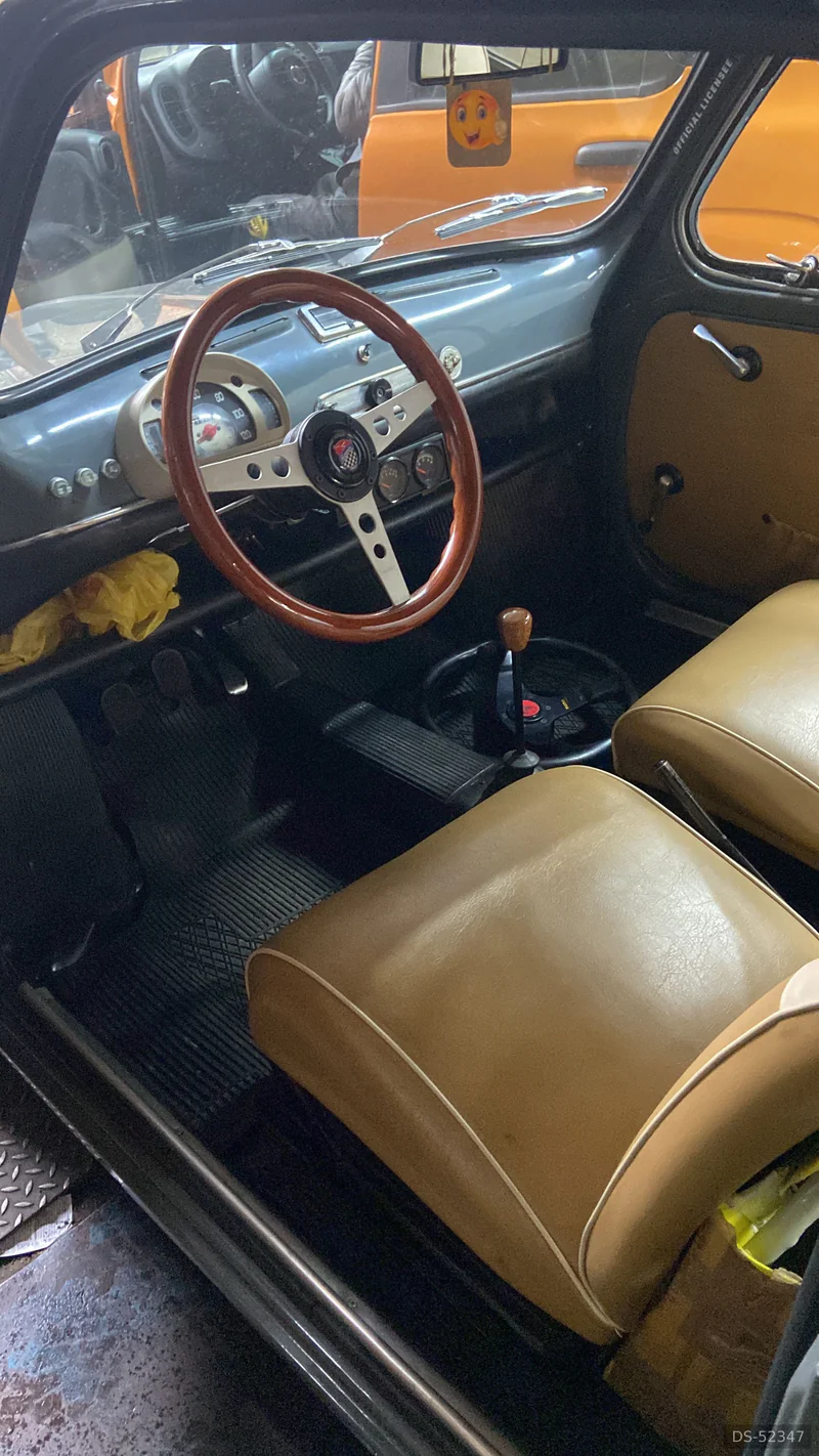 1956 Fiat 600 in Roma 3