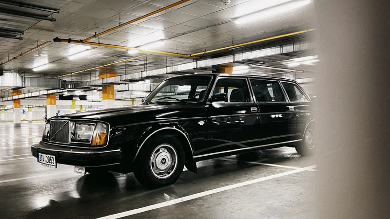 1977 Volvo 264 in Brno 10