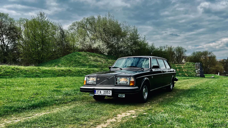 1977 Volvo 264 in Brno 13