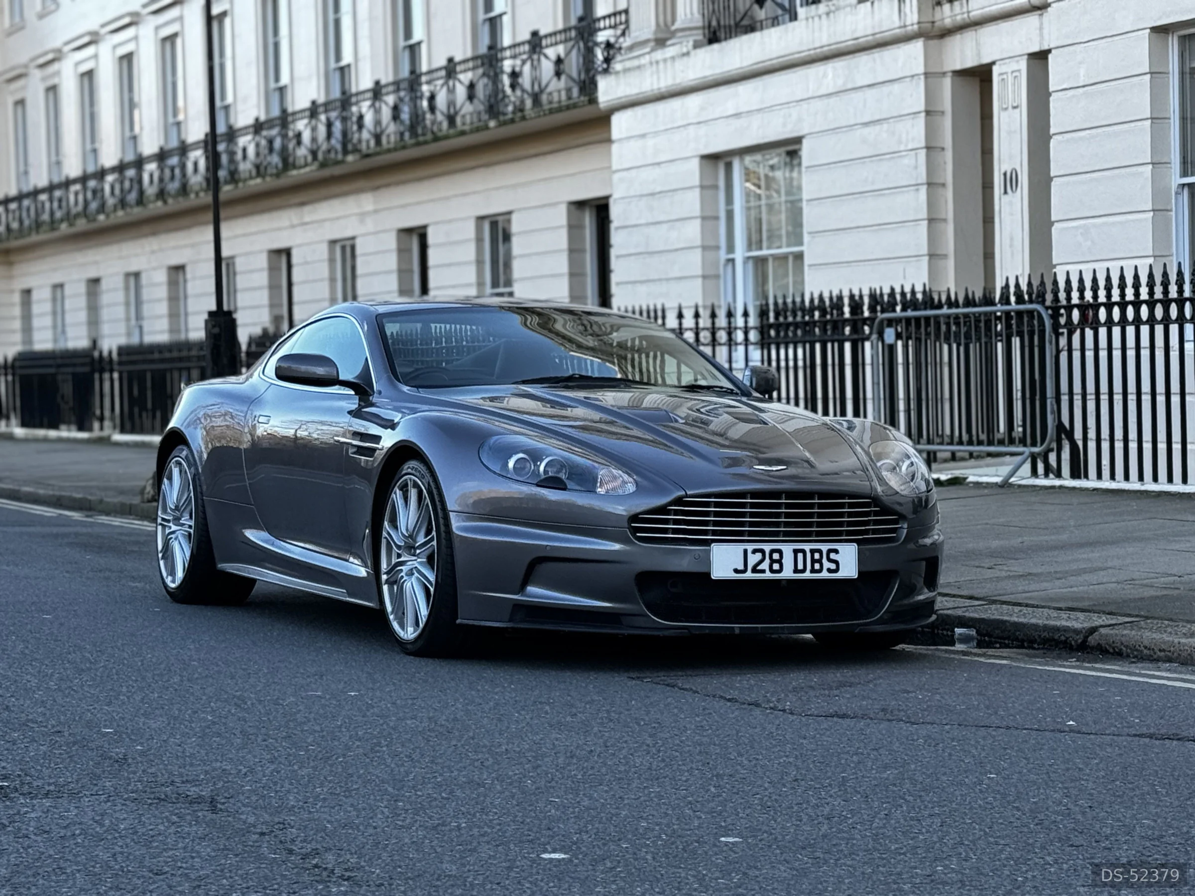 2009 Aston Martin Dbs