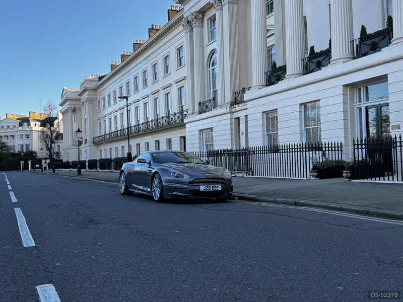 2009 Aston Martin Dbs in London 4