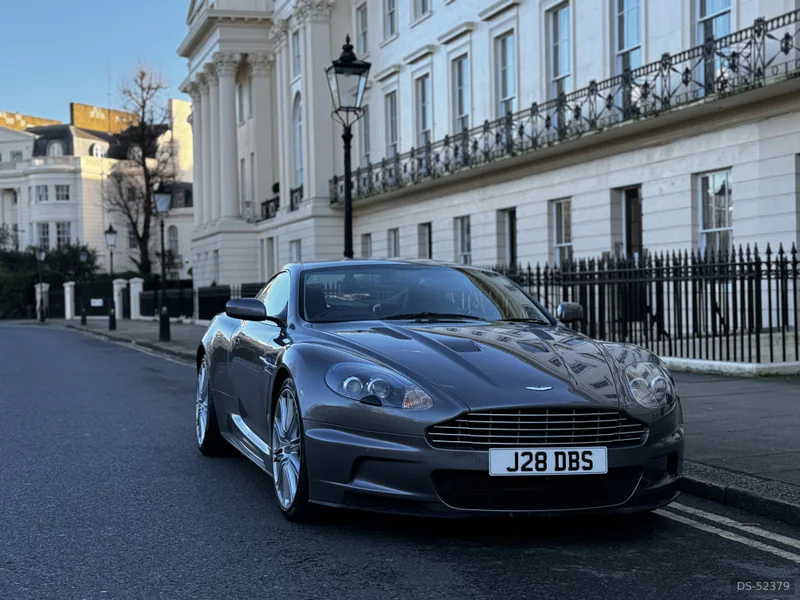 2009 Aston Martin Dbs in London 9