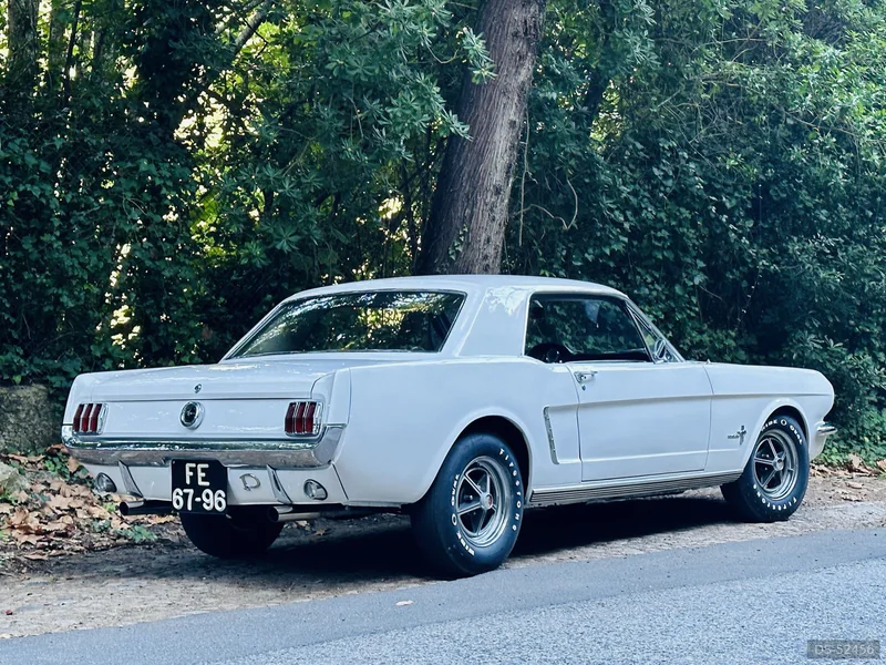 1965 Ford Mustang in Lisboa 5