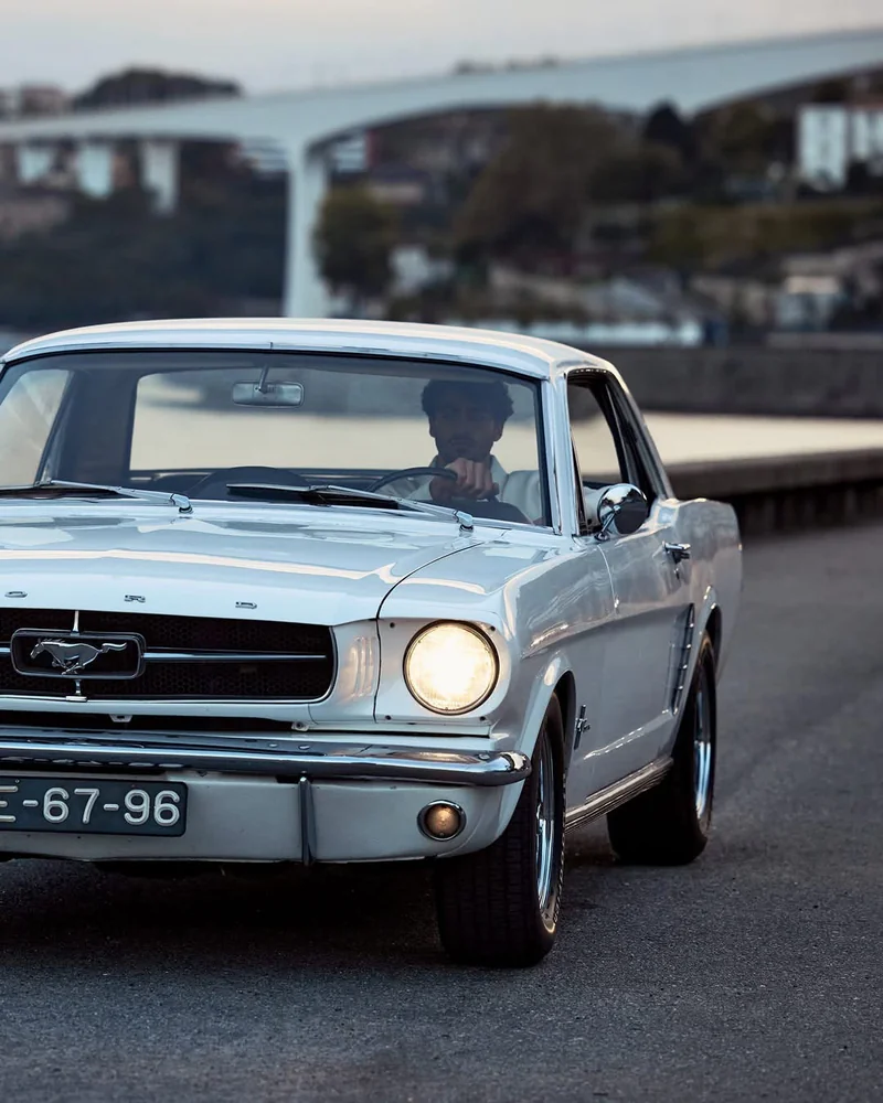 1965 Ford Mustang in Lisboa 9