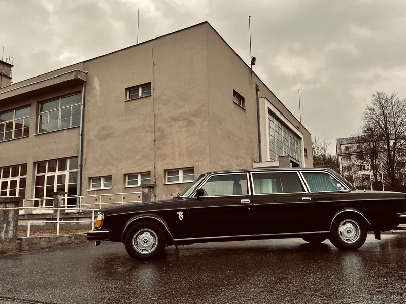 1977 Volvo 264te in Brno 10