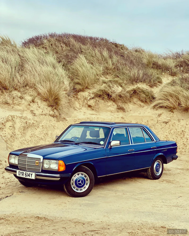 1983 Mercedes-Benz W123 - 230e in London 6