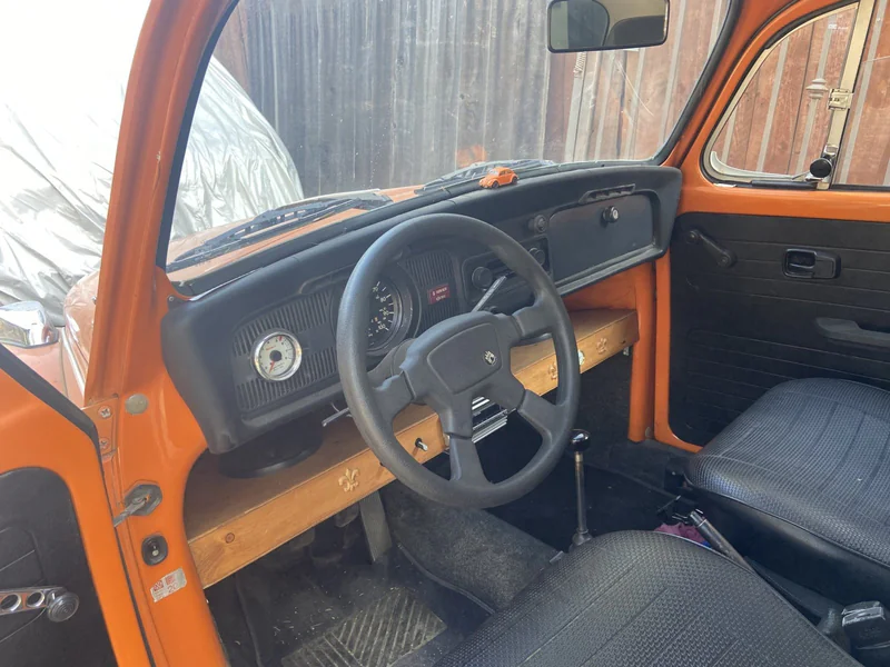 1973 Volkswagen Classic beetle in Los Angeles 9