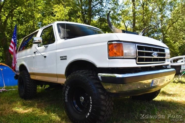 1990 Ford Bronco in švihov 6