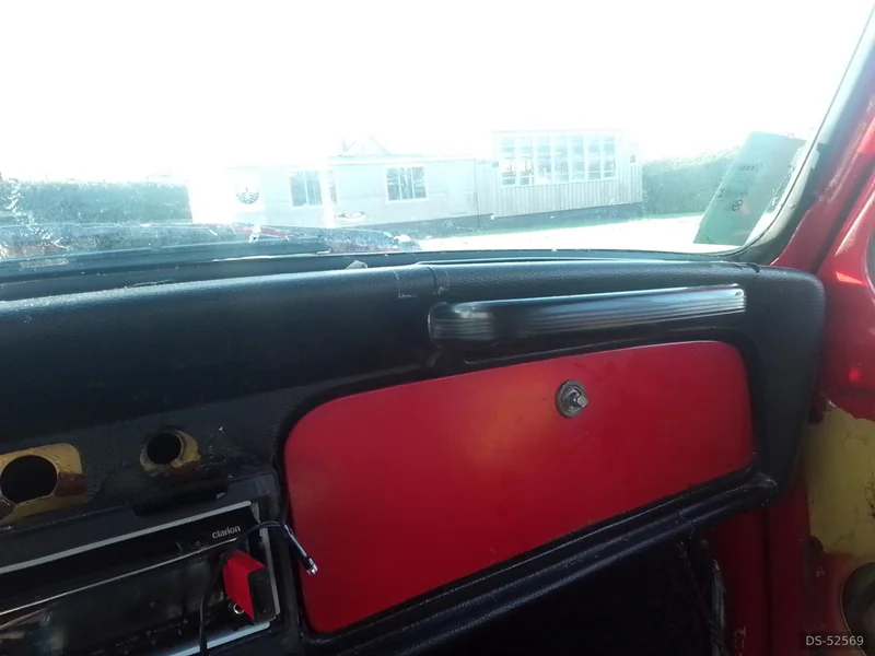 1972 Volkswagen Beetle in Vancouver 4