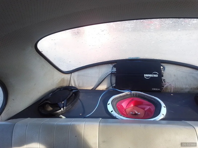 1972 Volkswagen Beetle in Vancouver 6