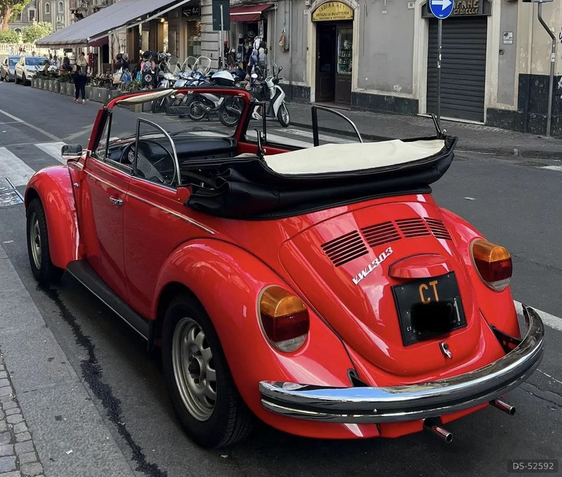1976 Volkswagen Maggiolone Cabriolet in Catania 4