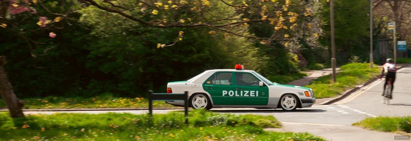 1989 Mercedes-Benz W124 POLIZEI in Potters Bar 5
