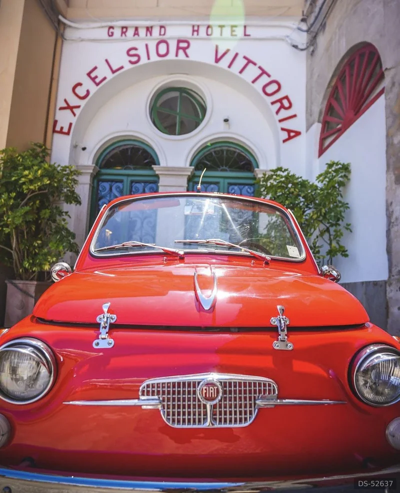 1972 Fiat 500 Spiaggina in Sorrento 2