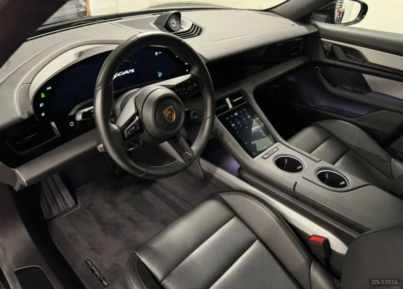 2020 Porsche Taycan 4s Perfomance Plus in Greve 5