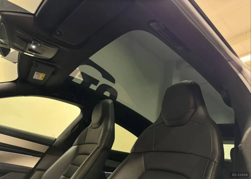 2020 Porsche Taycan 4s Perfomance Plus in Greve 8