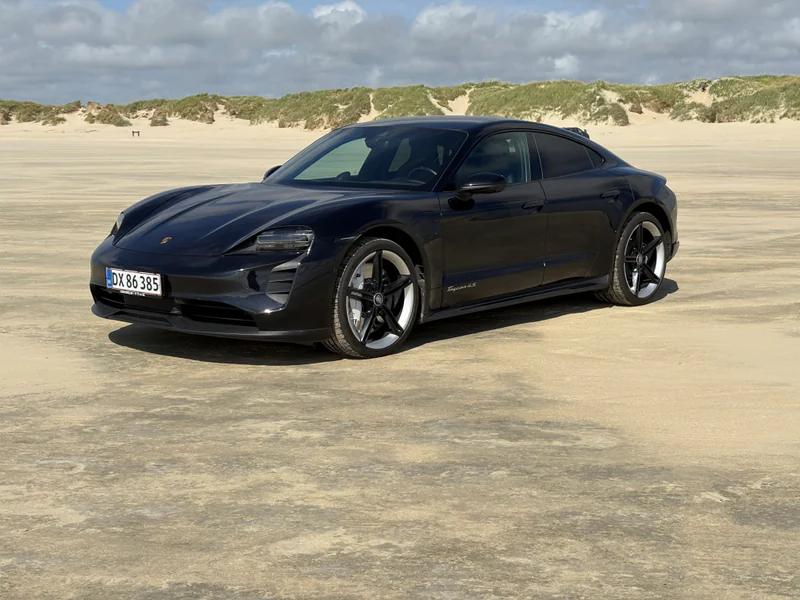 2020 Porsche Taycan 4s Perfomance Plus in Greve 10