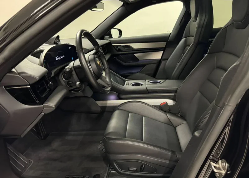 2020 Porsche Taycan 4s Perfomance Plus in Greve 12