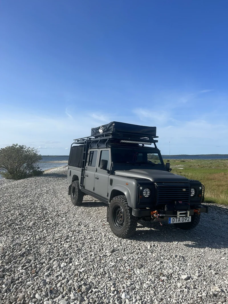 2008 Land Rover Defender  130 in Stockholm 8