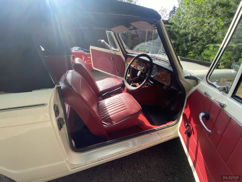1970 Triumph Spitfire Mk3 in London 5