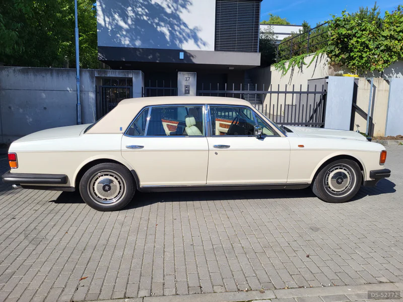 1990 Rolls-Royce Silver Spur II in Brno 3