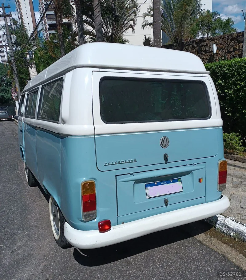 1999 Volkswagen Kombi in São Paulo 2