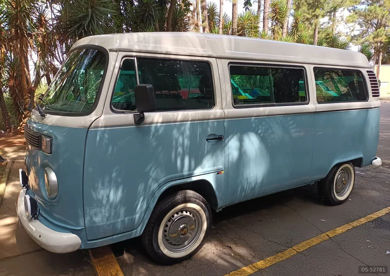 1999 Volkswagen Kombi in São Paulo 5