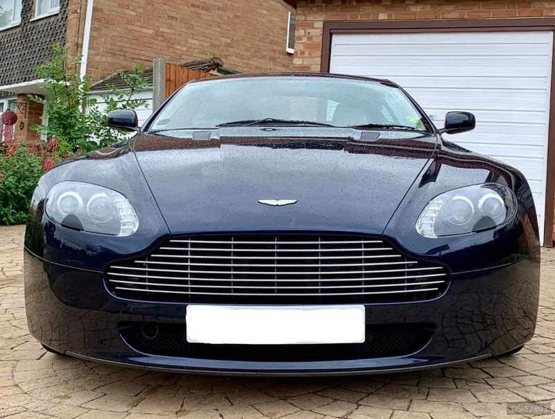2007 Aston Martin Vantage in Rochester 3