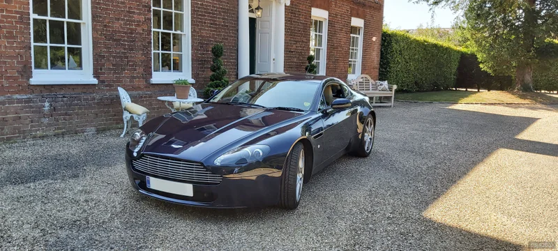 2007 Aston Martin Vantage in Rochester 5